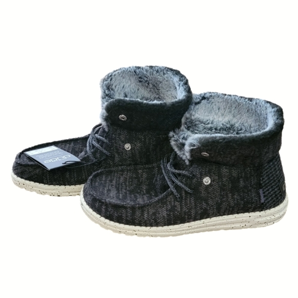 HEY DUDES - Picture 5 of 5